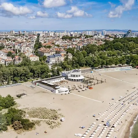 Promenade (adults Only) Hotel