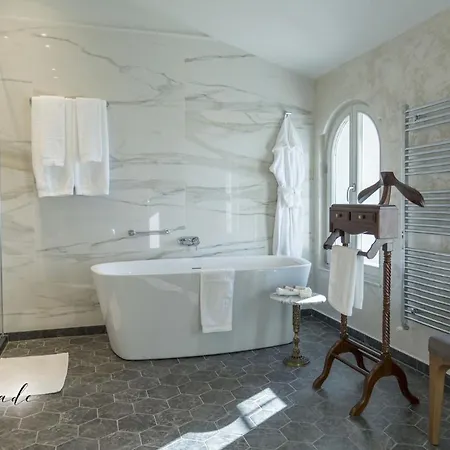 Хотел Promenade (adults Only) Бургас