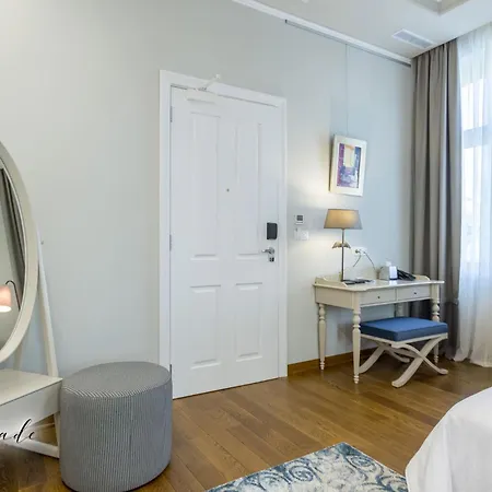Хотел Promenade (adults Only) Бургас